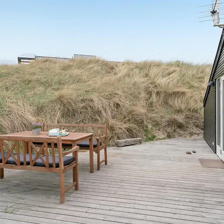 Dom wakacyjny Mylius - 100m From The Sea By Interhome
